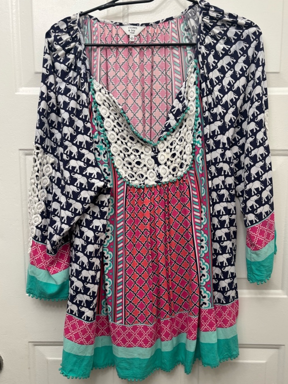 crown & ivy Pink and Navy Geometric Print Tunic
